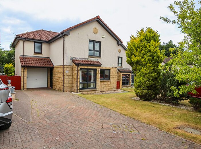 4 Bedroom Detached House To Rent In Farm Place, Eliburn, Livingston, EH54