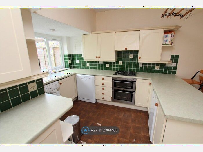 6 Bedroom Terraced House To Rent In Bishop Road, Bristol, BS7