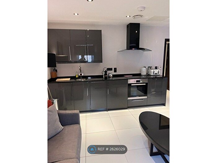 Studio To Rent In Headrow Residence, Leeds, LS1