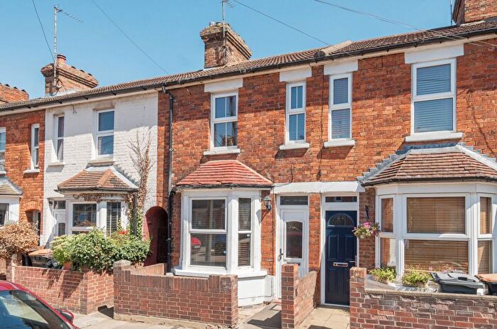 2 Bedroom Terraced House For Sale In York Street, Bedford, MK40