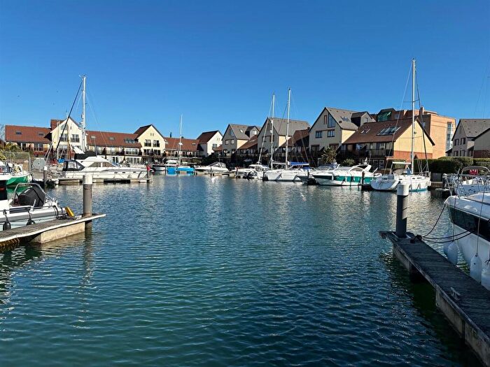 3 Bedroom Town House To Rent In Bryher Island, Port Solent, Portsmouth, PO6