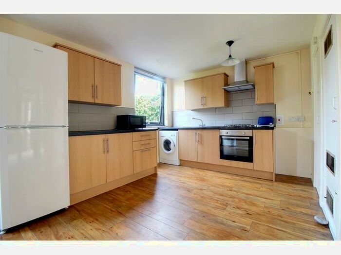 3 Bedroom Property To Rent In Bulmershe Road, Reading, RG1