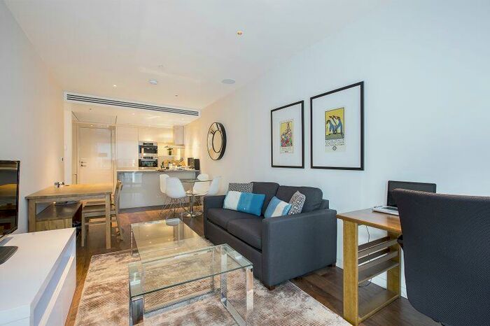 1 Bedroom Apartment To Rent In The Heron, Moor Lane, EC2Y