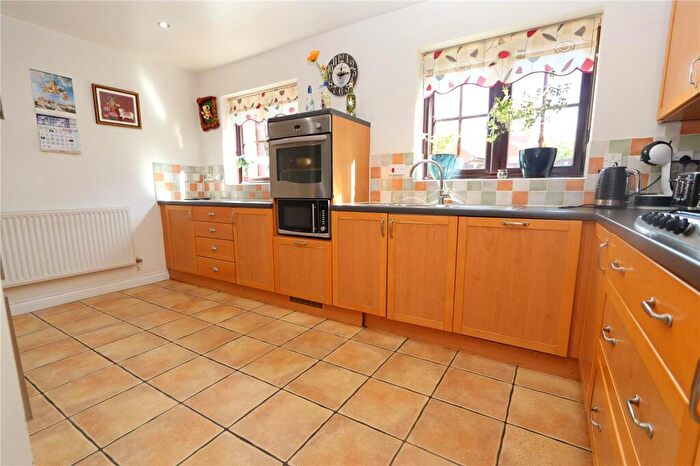 5 Bedroom Detached House For Sale In Edzell Crescent, Westcroft, MK4