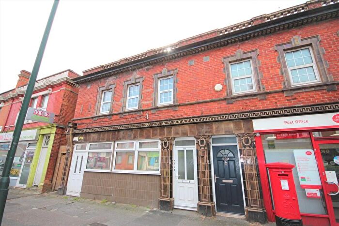 1 Bedroom Flat To Rent In Holdenhurst Road, Bournemouth, BH8