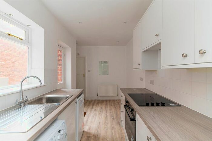 2 Bedroom Flat To Rent In Northumberland Gardens, Jesmond Vale, Newcastle Upon Tyne, NE2