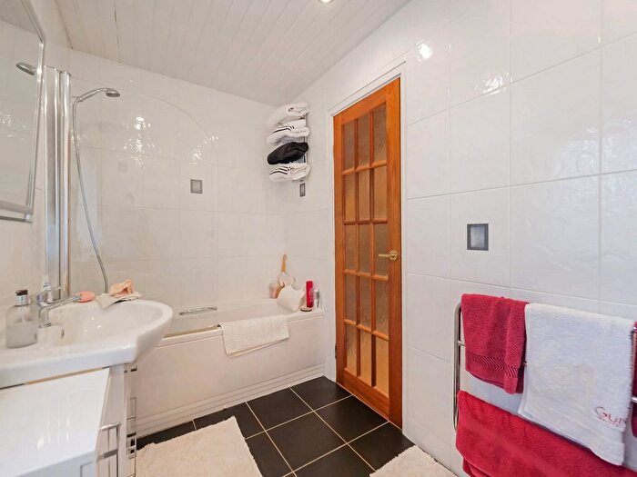 4 Bedroom Bungalow For Sale In Carrick Drive, Mount Vernon, Glasgow, G32