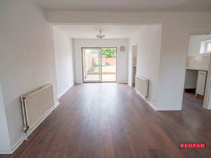 3 Bedroom Semi-Detached House To Rent In Sipson Road, West Drayton, UB7