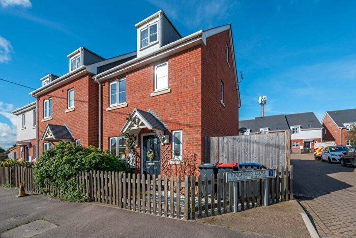 3 Bedroom End Of Terrace House For Sale In Island Road, Upstreet, CT3