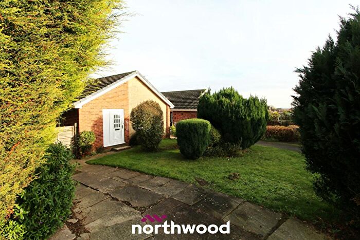 2 Bedroom Detached Bungalow To Rent In Malham Close, Bawtry, Doncaster, DN10