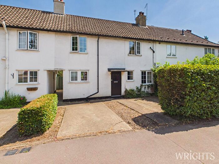 3 Bedroom Terraced House For Sale In Handside Lane, Welwyn Garden City, AL8