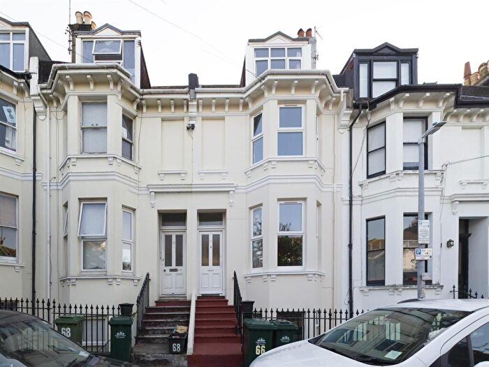 5 Bedroom End Of Terrace House To Rent In Warleigh Road, Brighton, East Sussex, BN1