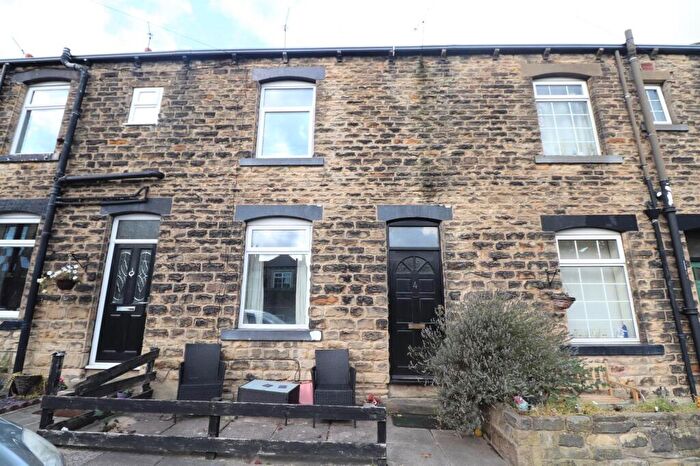 3 Bedroom House To Rent In Donald Street, Farsley, Pudsey, West Yorkshire, LS28