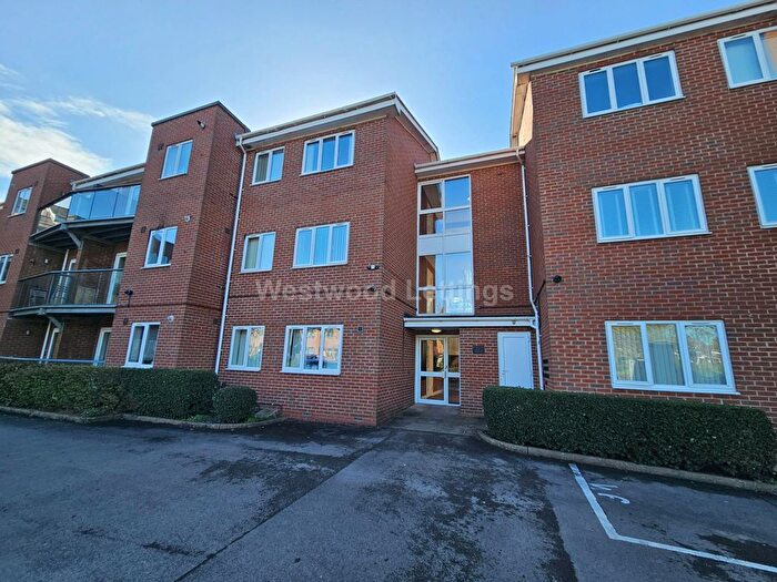 2 Bedroom Flat To Rent In Wessex Court, Sunny Bank, Burslem, ST6