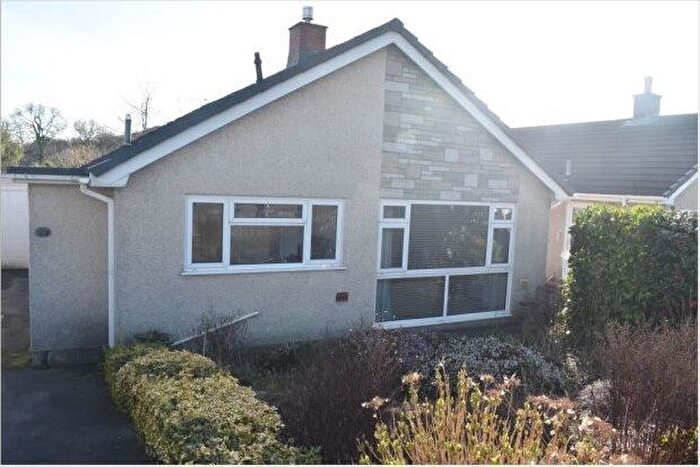 3 Bedroom Bungalow To Rent In Maes Y Dderwen, Carmarthen, SA31