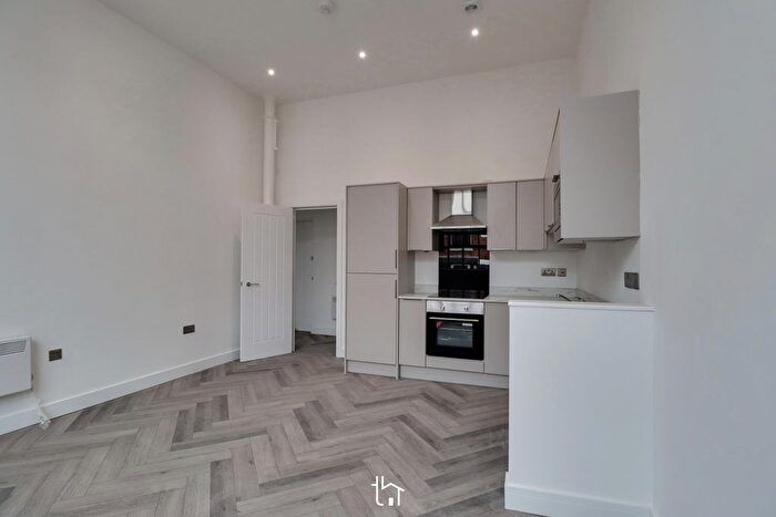 1 Bedroom Flat To Rent In Canal Street, Wigston, LE18