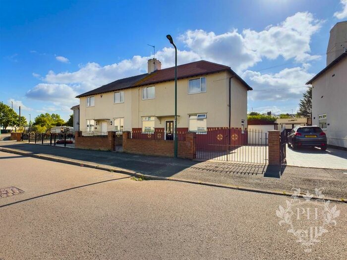 Houses for sale & to rent in TS6 6TB, Normanby Road, South Bank