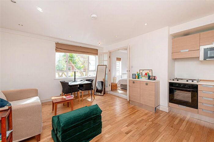 1 Bedroom Flat To Rent In Sloane Avenue, Chelsea, London, SW3