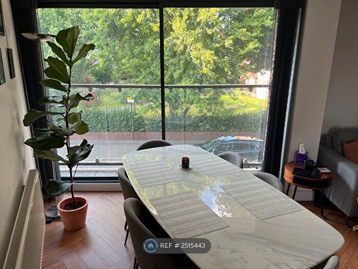 2 Bedroom Flat To Rent In Greyhound Road, London, W6