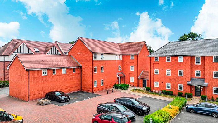 2 Bedroom Flat For Sale In Dunnock Road, Harlow, CM17