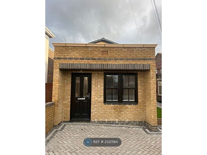 2 Bedroom Detached House To Rent In Baffins, Portsmouth, PO3