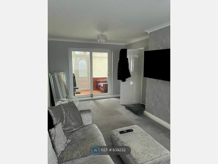 2 Bedroom Semi-Detached House To Rent In Gaskell Ave, South Shields, NE34