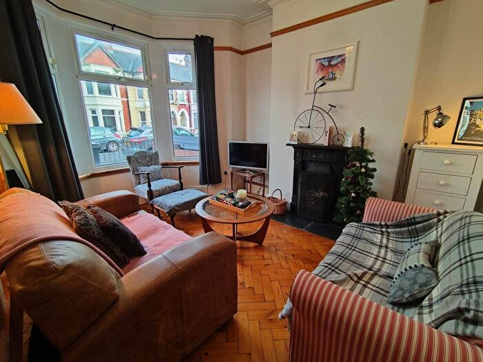 3 Bedroom Terraced House To Rent In Llanishen Street, Heath, Cardiff, CF14