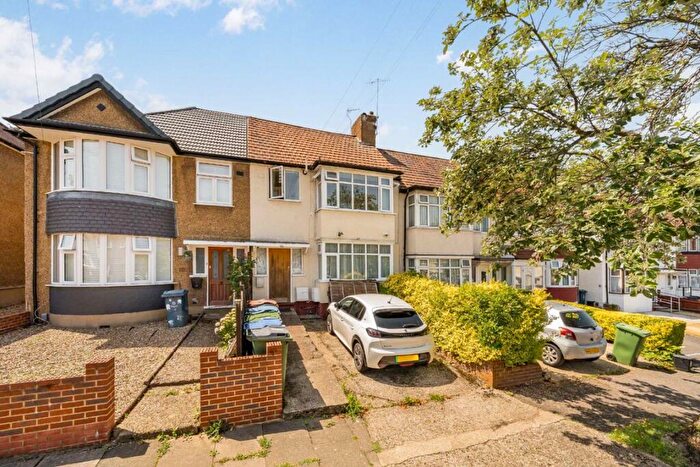 1 Bedroom Flat For Sale In Dudley Gardens, Harrow, HA2