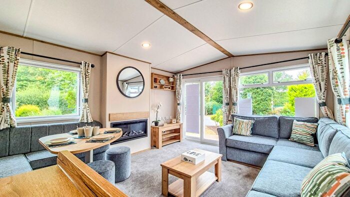 2 Bedroom Mobile/park Home For Sale In Stanford Bishop, Worcester, WR6
