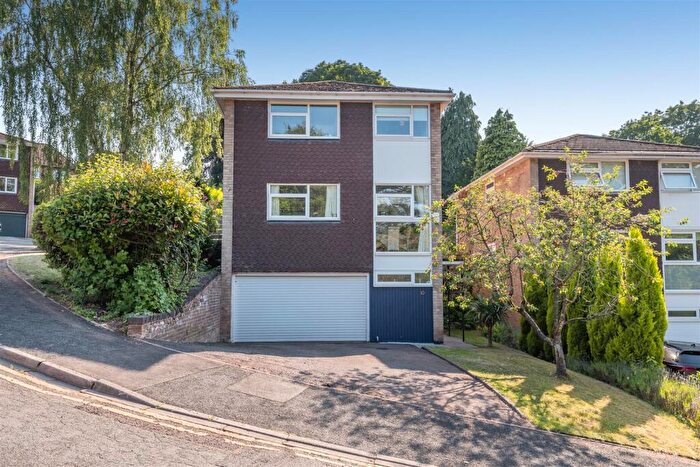 4 Bedroom Detached House For Sale In Woodland Rise, Sutton Coldfield, B73