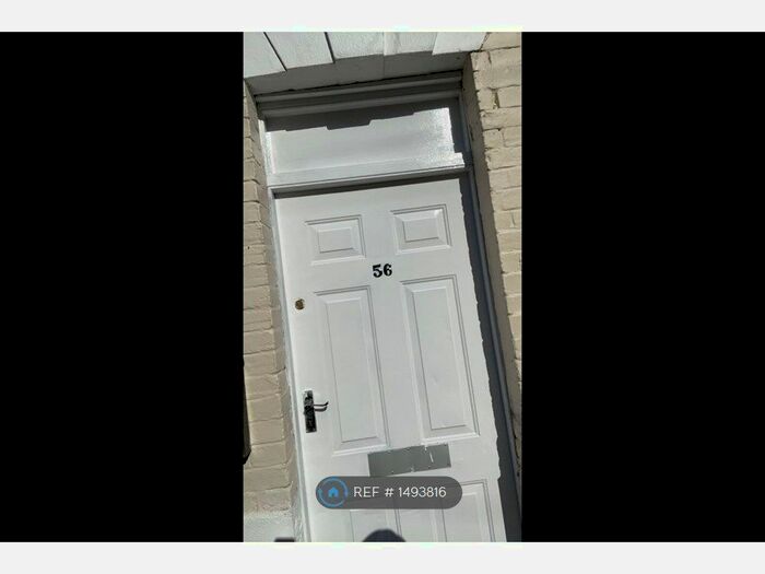 2 Bedroom Terraced House To Rent In Eastland Road, Yeovil, BA21