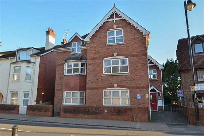 1 Bedroom Flat To Rent In Lower Street, Pulborough, RH20