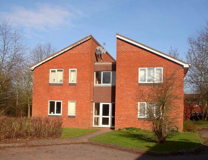 Flat To Rent In Eastbrook Close, Sutton Coldfield, B76
