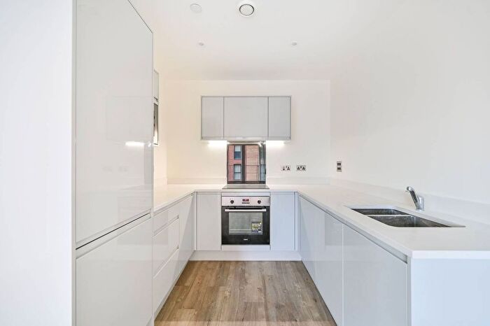 2 Bedroom Flat To Rent In Chailey Place, Hayes And Harlington, Hayes, UB3