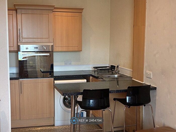 1 Bedroom Flat To Rent In Watson Crescent, Edinburgh, EH11