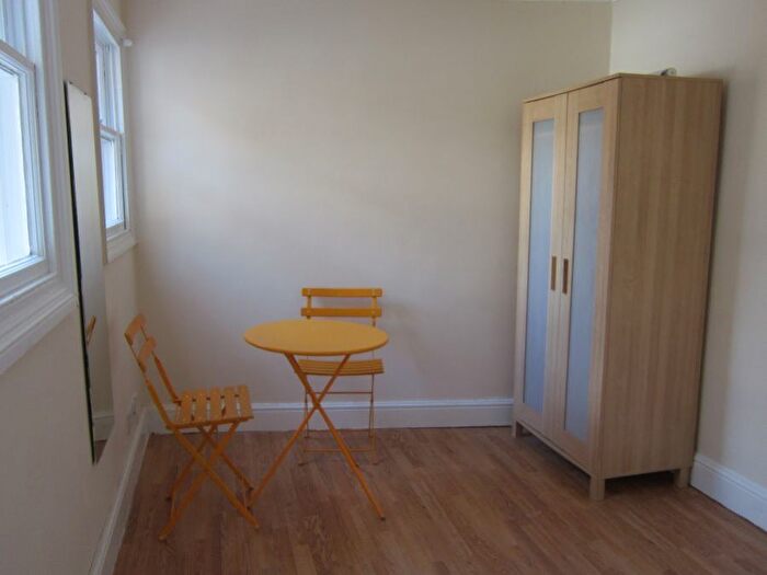 1 Bedroom Terraced House To Rent In Wolverton Gardens, London, W6