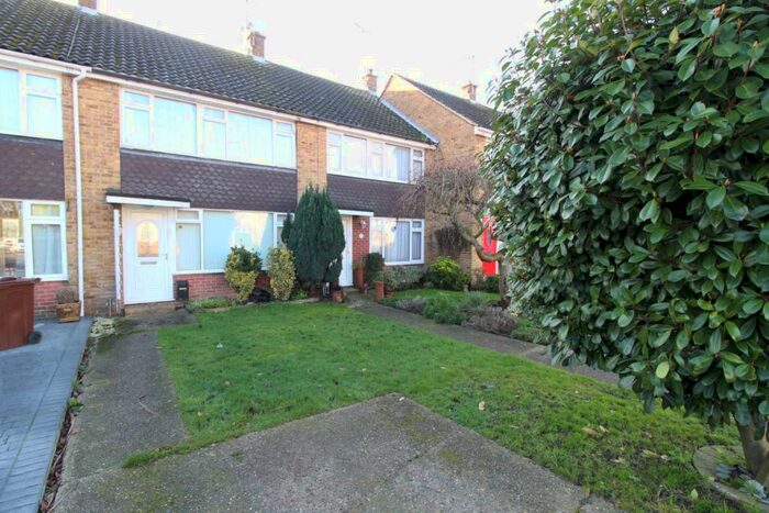 3 Bedroom Semi-Detached House To Rent In Nicholson Road, Thundersley, SS7
