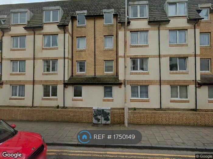 1 Bedroom Flat To Rent In Homevale House, Sandgate, Folkestone, CT20