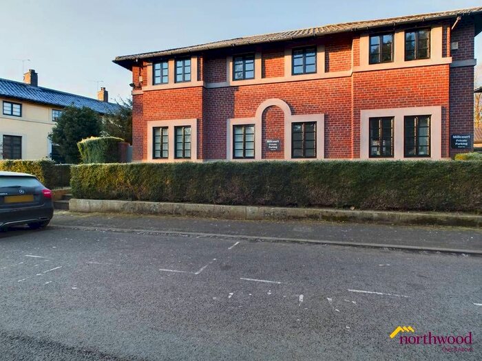 1 Bedroom Flat To Rent In Park Drive, Trentham, Stoke-On-Trent, ST4