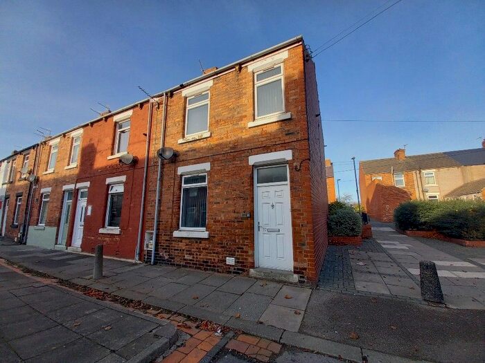 3 Bedroom Semi-Detached House To Rent In Rennie Street, Ferryhill DL17