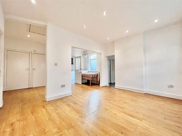 3 Bedroom Semi-Detached Bungalow To Rent In Methuen Road, Edgware, HA8