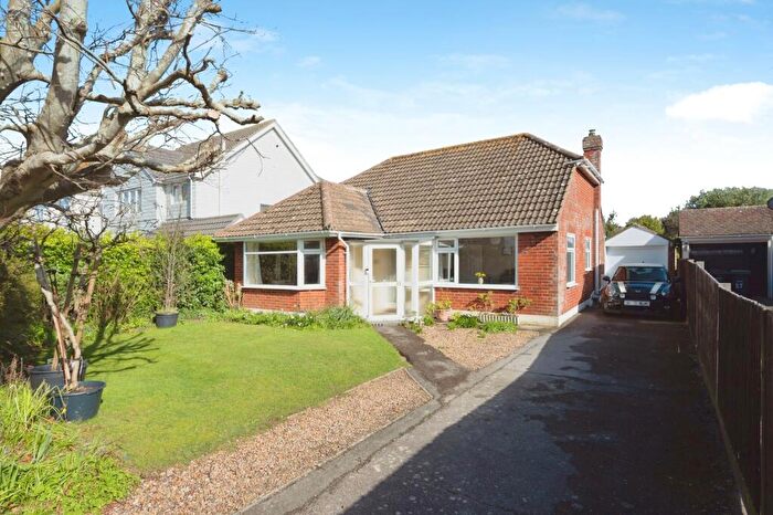 2 Bedroom Bungalow For Sale In Mengham Avenue, Hayling Island, Hampshire, PO11