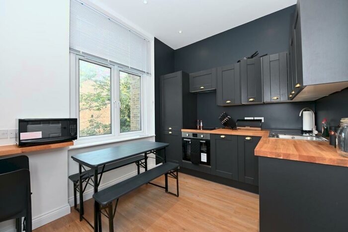 5 Bedroom Maisonette To Rent In Junction Road, London, N19