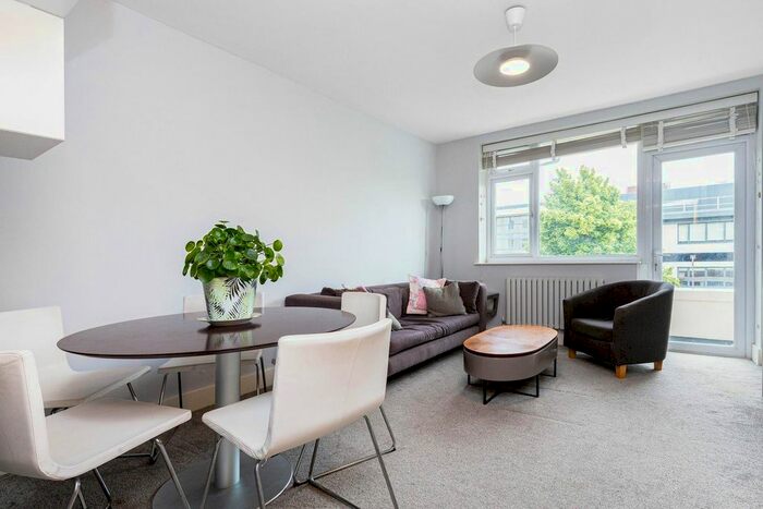 2 Bedroom Flat To Rent In Robin Court, Lupus Street, Pimlico, SW1V