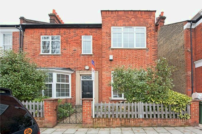 6 Bedroom Detached House To Rent In Daysbrook Road, London, SW2