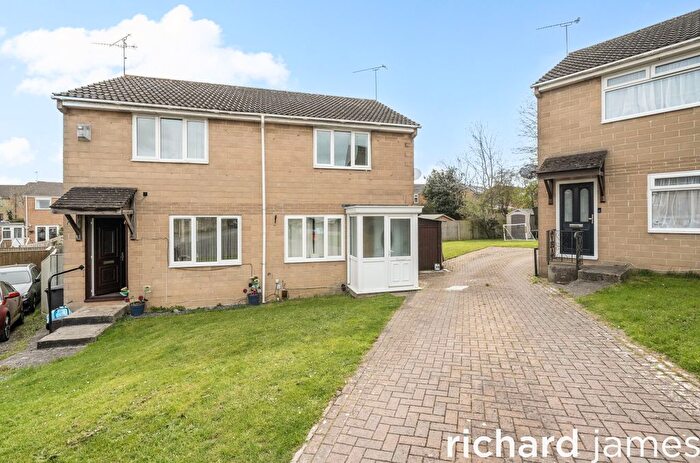 2 Bedroom Semi Detached House For Sale In Westminster Road, Toothill, Swindon, SN5