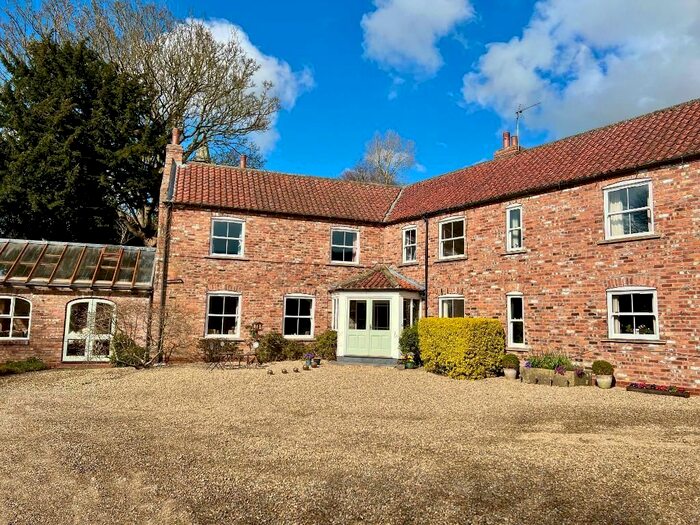6 Bedroom Detached House For Sale In Bessingby, Bridlington, YO16