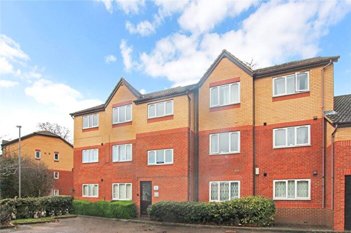 1 Bedroom Flat To Rent In Simpson Close, Leagrave, Luton, LU4