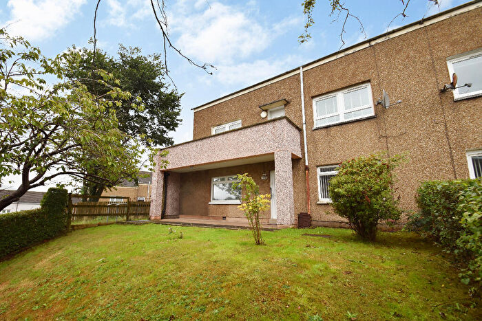 3 Bedroom Flat For Sale In Penneld Road, Penilee, Glasgow, G52