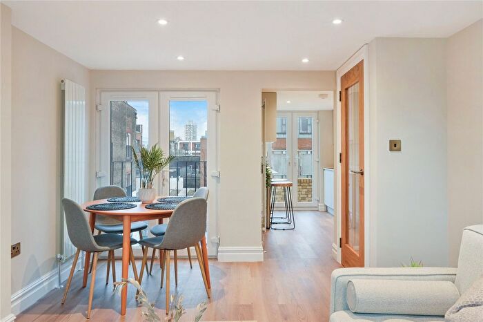 3 Bedroom Flat For Sale In Astbury Road, London, SE15